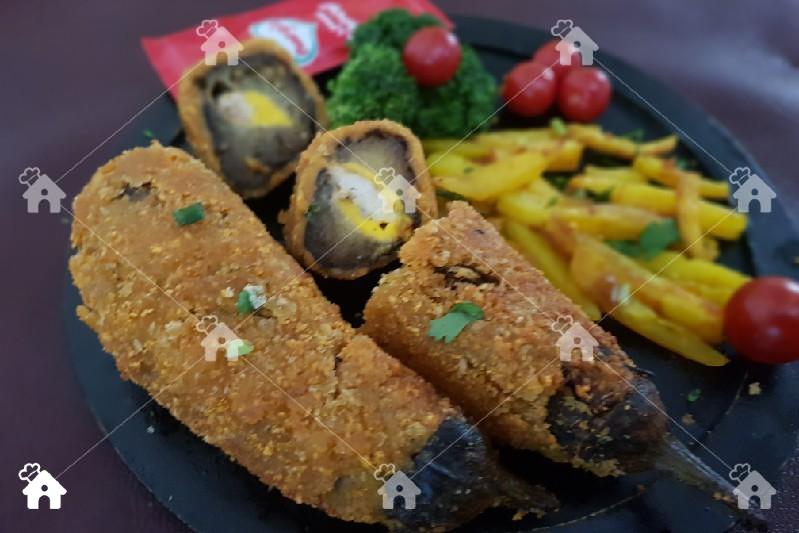 خوراک بادمجان سوخاری با مرغ و پنیر